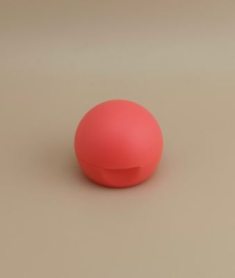 कॉस्मेटिक बोतलों के लिए हल्का लाल प्लास्टिक चिकनी मैट गोलाकार ढक्कन