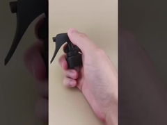 K601-2 काले प्लास्टिक में हेयरड्रेसिंग के लिए मिनी ट्रिगर स्प्रेयर